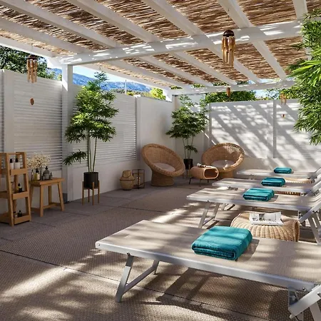 Sunny By Valamar 酒店