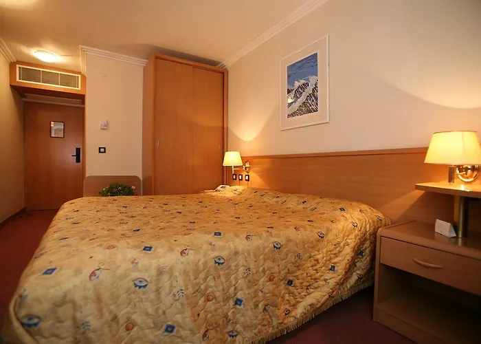 Sunny By Valamar Hotel