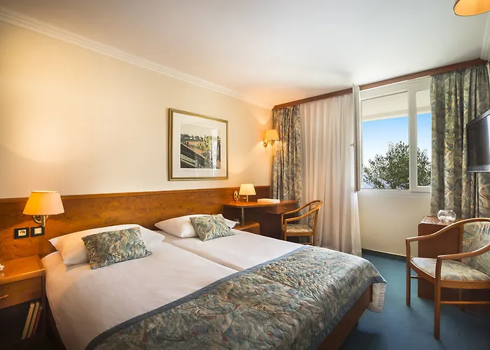 Sunny By Valamar Hotel