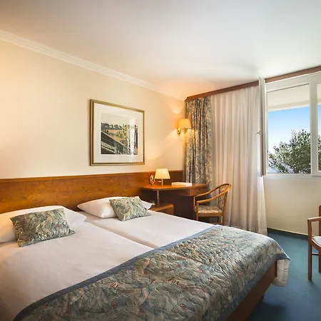 Sunny By Valamar Hotel