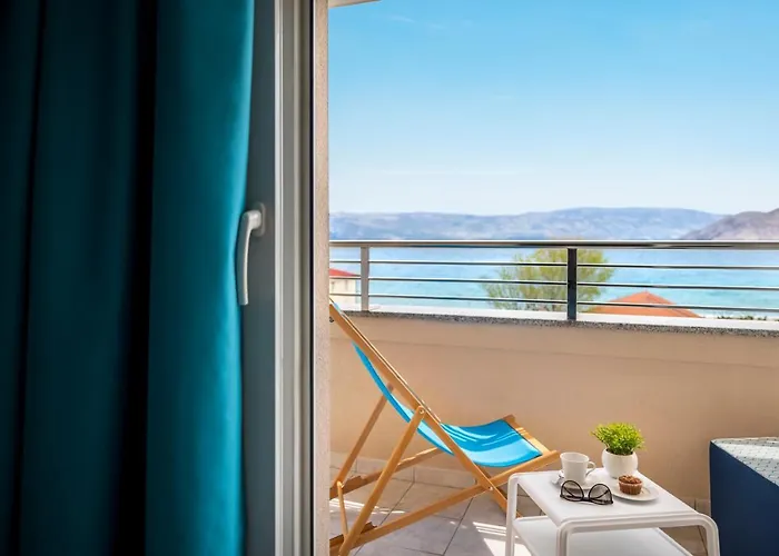 Sunny By Valamar 3* 巴斯卡