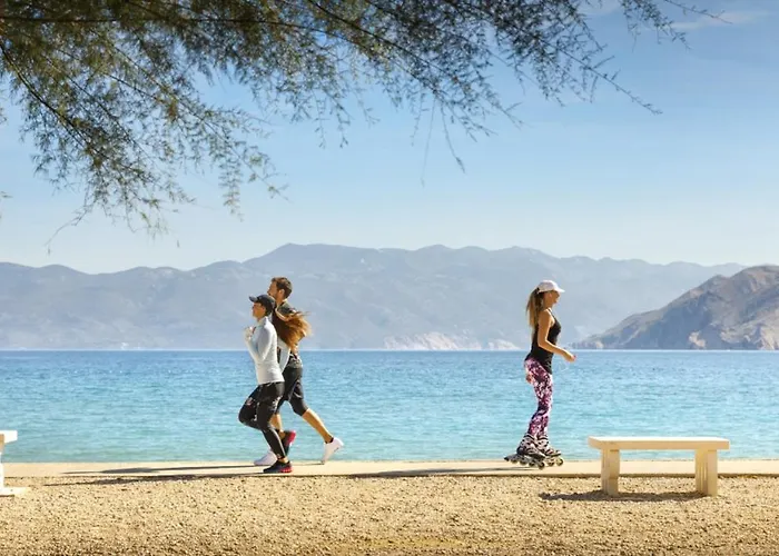 Sunny By Valamar 酒店 巴斯卡